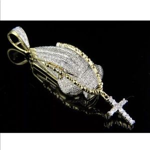 10k yellow gold diamond praying hands pendant